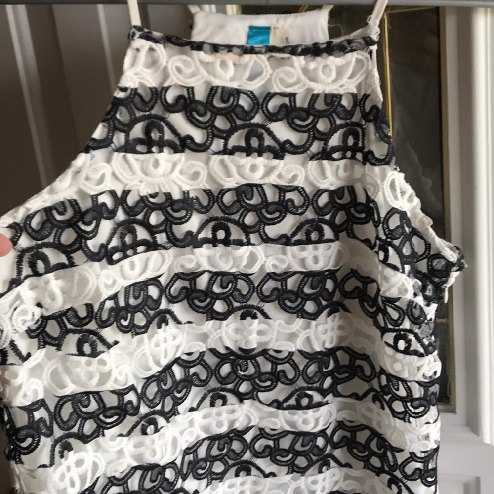 Dress - Picture 2 of 5